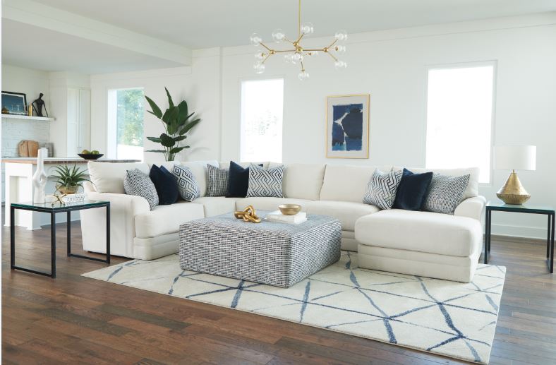 Polaris 3 Piece Sectional with RAF Chaise