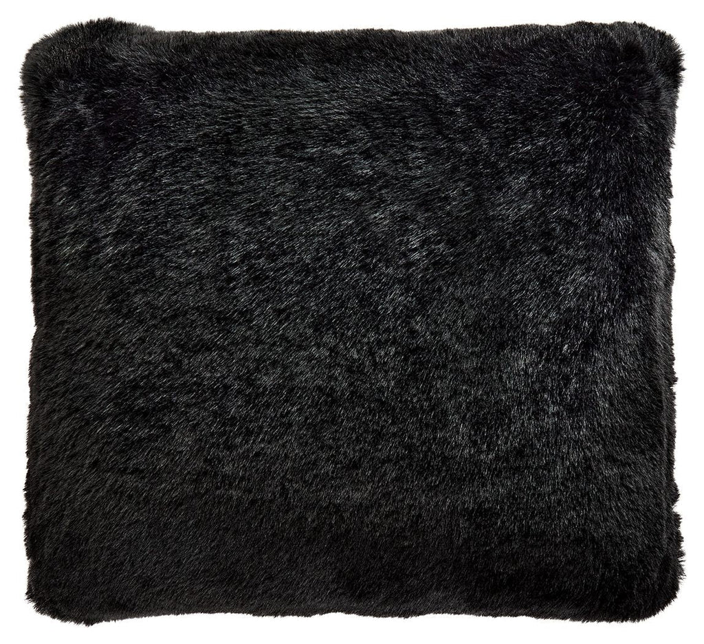 Gariland Faux Fur Pillow