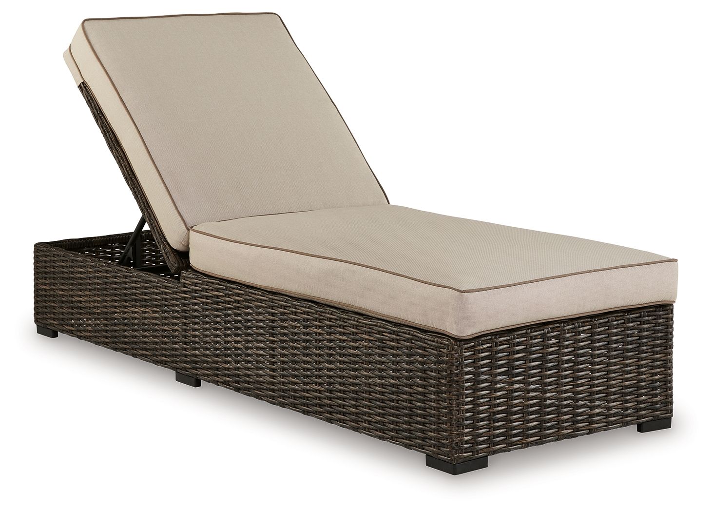 Coastline Bay Brown Chaise Lounge With Cushion